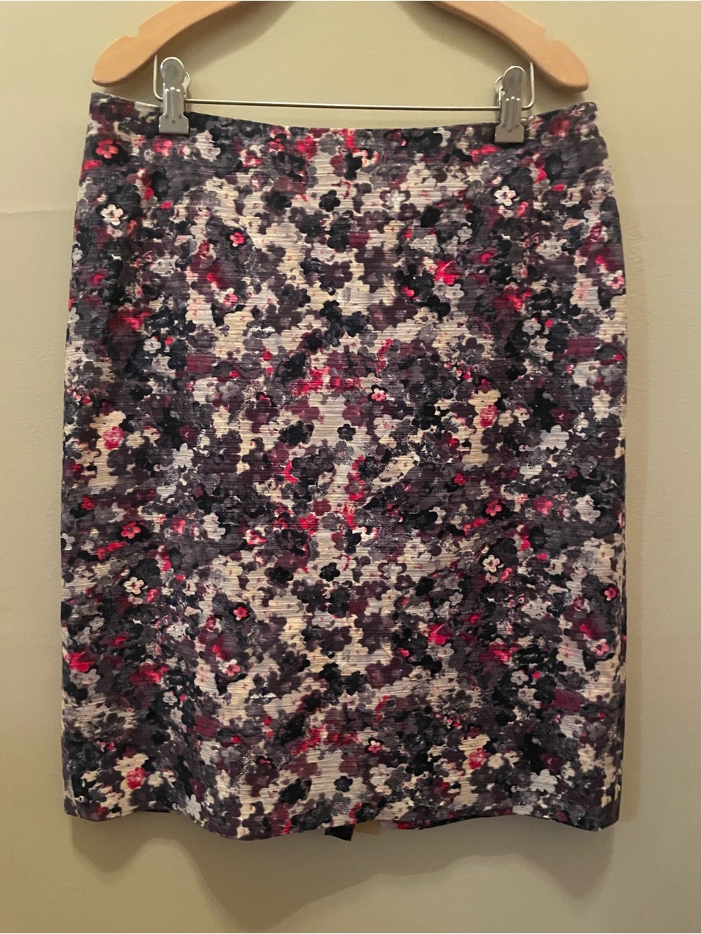 Talbots Watercolor Floral Pencil Skirt Grey Pink Career Size 8